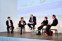 Fai click per vedere l'immagine &raquo;